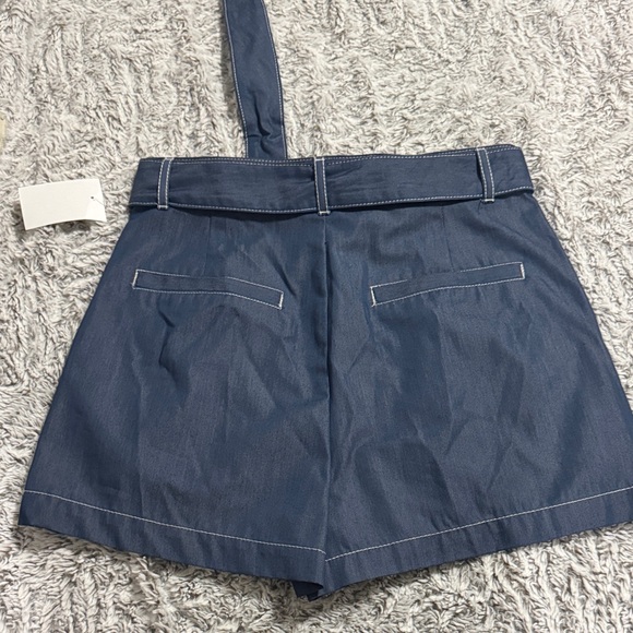 Zara Navy High-Waist Belted Shorts with D-Ring - Picture 2 of 2